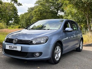 2011 - Volkswagen Golf Automatic