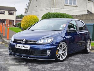 2011 - Volkswagen Golf Manual