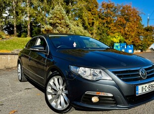 2011 - Volkswagen Passat Manual