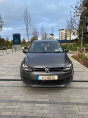 2011 - Volkswagen Polo Manual