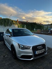 2012 - Audi A1 Manual