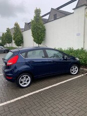 2012 - Ford Fiesta Manual