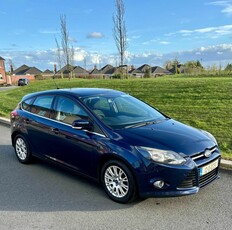 2012 - Ford Focus Manual