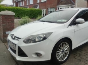 2012 - Ford Focus Manual