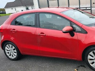 2012 - Kia Rio Manual