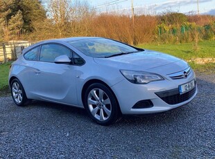 2012 - Opel Astra Manual