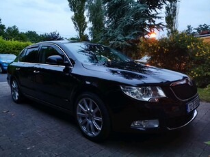 2012 - Skoda Superb Manual