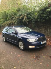 2012 - Skoda Superb Manual