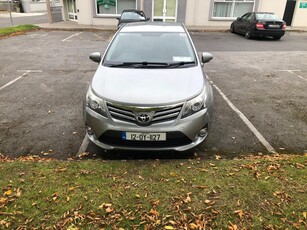 2012 - Toyota Avensis Manual