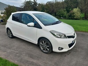 2012 - Toyota Yaris Manual