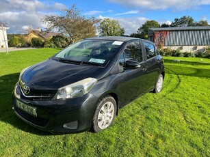 2012 - Toyota Yaris Manual