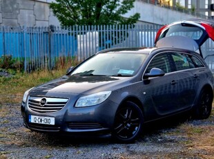 2012 - Vauxhall Insignia ---