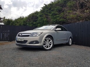 2012 - Vauxhall Zafira Manual