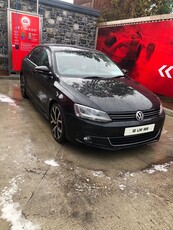 2012 - Volkswagen Jetta Manual