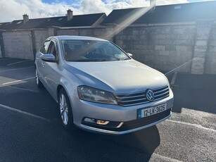 2012 - Volkswagen Passat Manual