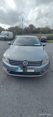 2012 - Volkswagen Passat Manual