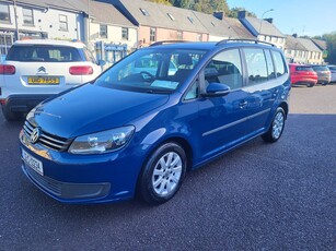 2012 - Volkswagen Touran Manual