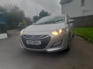 2013 - Hyundai i30 Manual