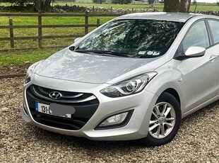 2013 - Hyundai i30 Manual