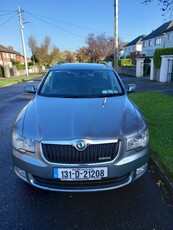 2013 - Skoda Superb Manual