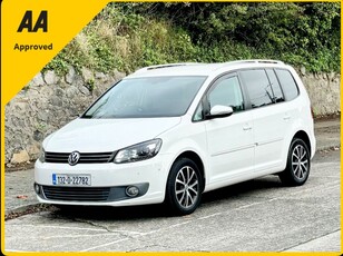 2013 - Volkswagen Touran Manual