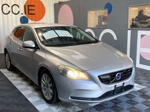 2013 - Volvo V40 Automatic