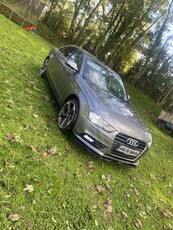 2014 - Audi A4 Manual