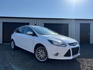 2014 - Ford Focus Manual