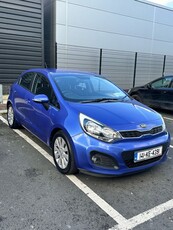 2014 - Kia Rio Manual