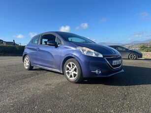 2014 - Peugeot 208 Manual