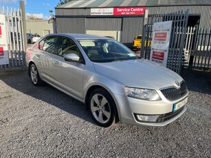 2014 - Skoda Octavia Manual