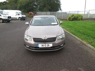 2014 - Skoda Superb Manual