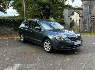 2014 - Skoda Superb Manual