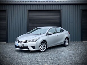 2014 - Toyota Corolla Manual