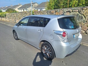 2014 - Toyota Verso Manual