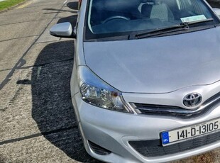 2014 - Toyota Yaris Manual