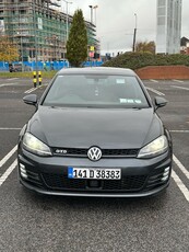 2014 - Volkswagen Golf Automatic