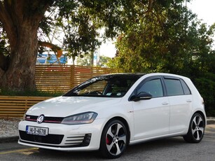 2014 - Volkswagen Golf Automatic