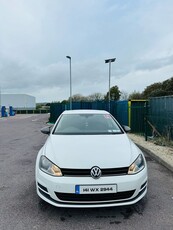 2014 - Volkswagen Golf Manual