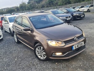 2014 - Volkswagen Polo Automatic