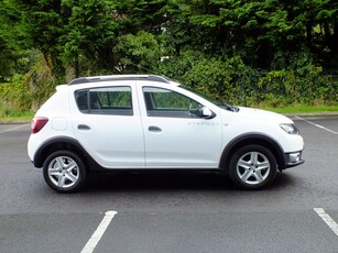 2015 - Dacia Sandero Stepway Manual