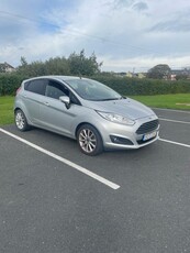 2015 - Ford Fiesta Manual