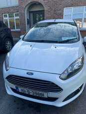 2015 - Ford Fiesta Manual