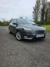 2015 - Ford Focus Manual