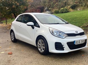 2015 - Kia Rio Manual