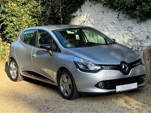 2015 - Renault Clio Manual