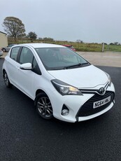 2015 - Toyota Yaris Manual