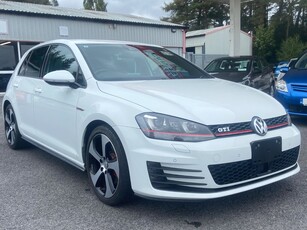 2015 - Volkswagen Golf Automatic