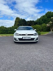 2015 - Volkswagen Golf Manual