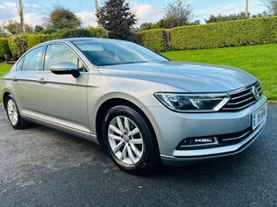 2015 - Volkswagen Passat Manual